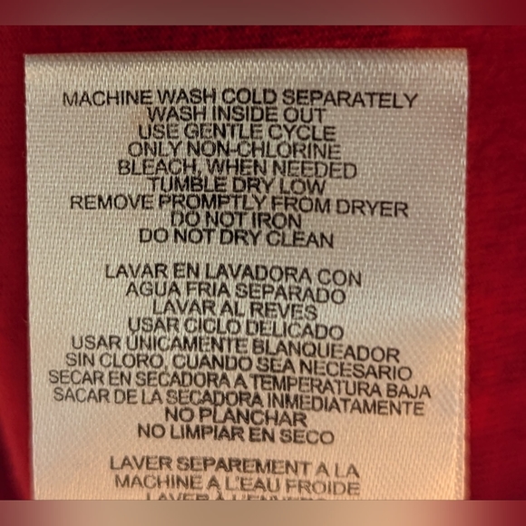 NWOT NFL Chiefs Conference Champions 2022 red with yellow/white print KC - Picture 4 of 9